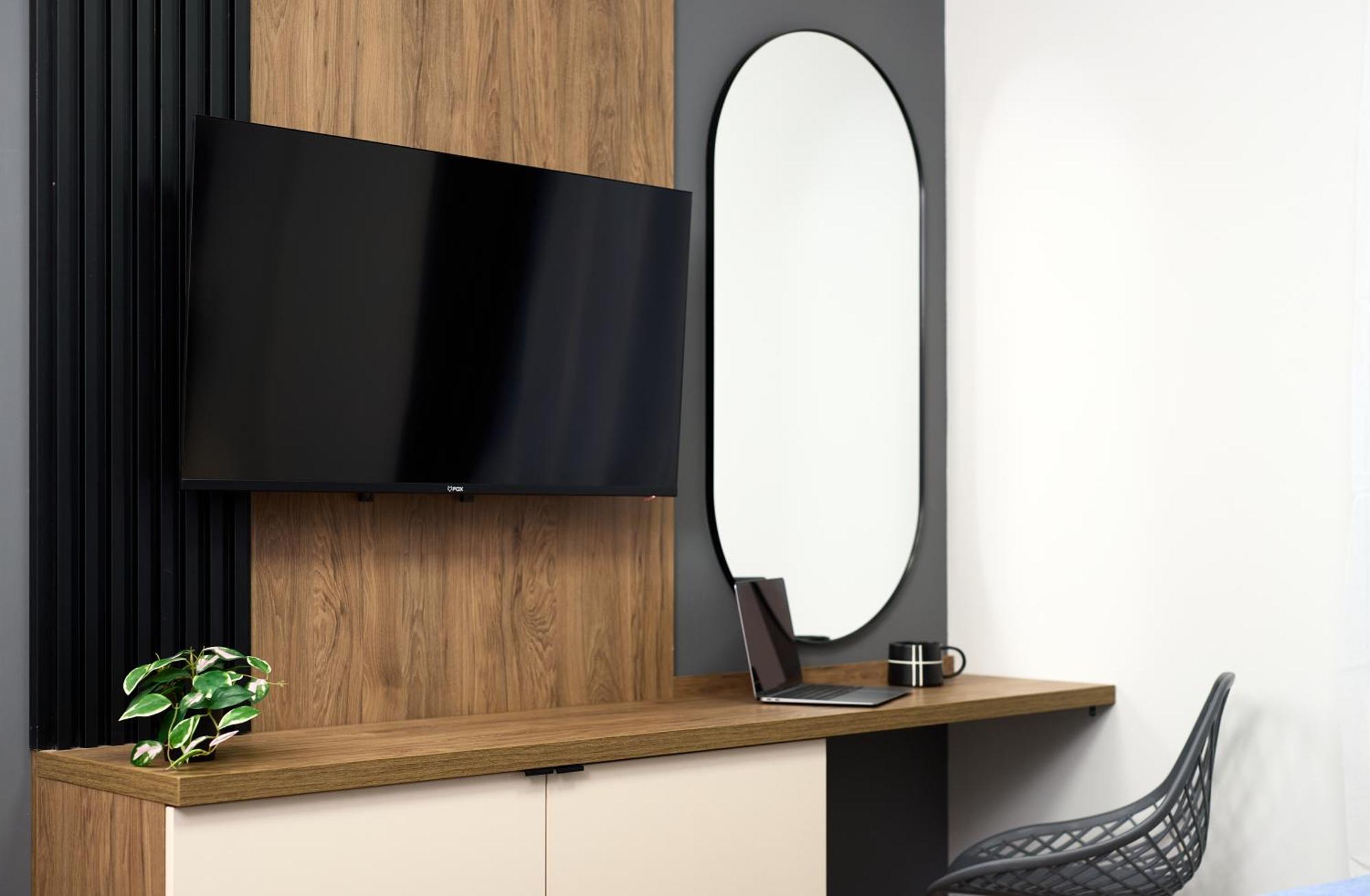 Brent Collection - Apartments In City Center Novi Sad Esterno foto
