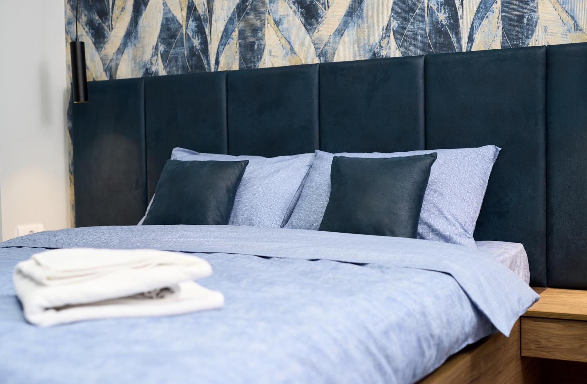 Brent Collection - Apartments In City Center Novi Sad Esterno foto