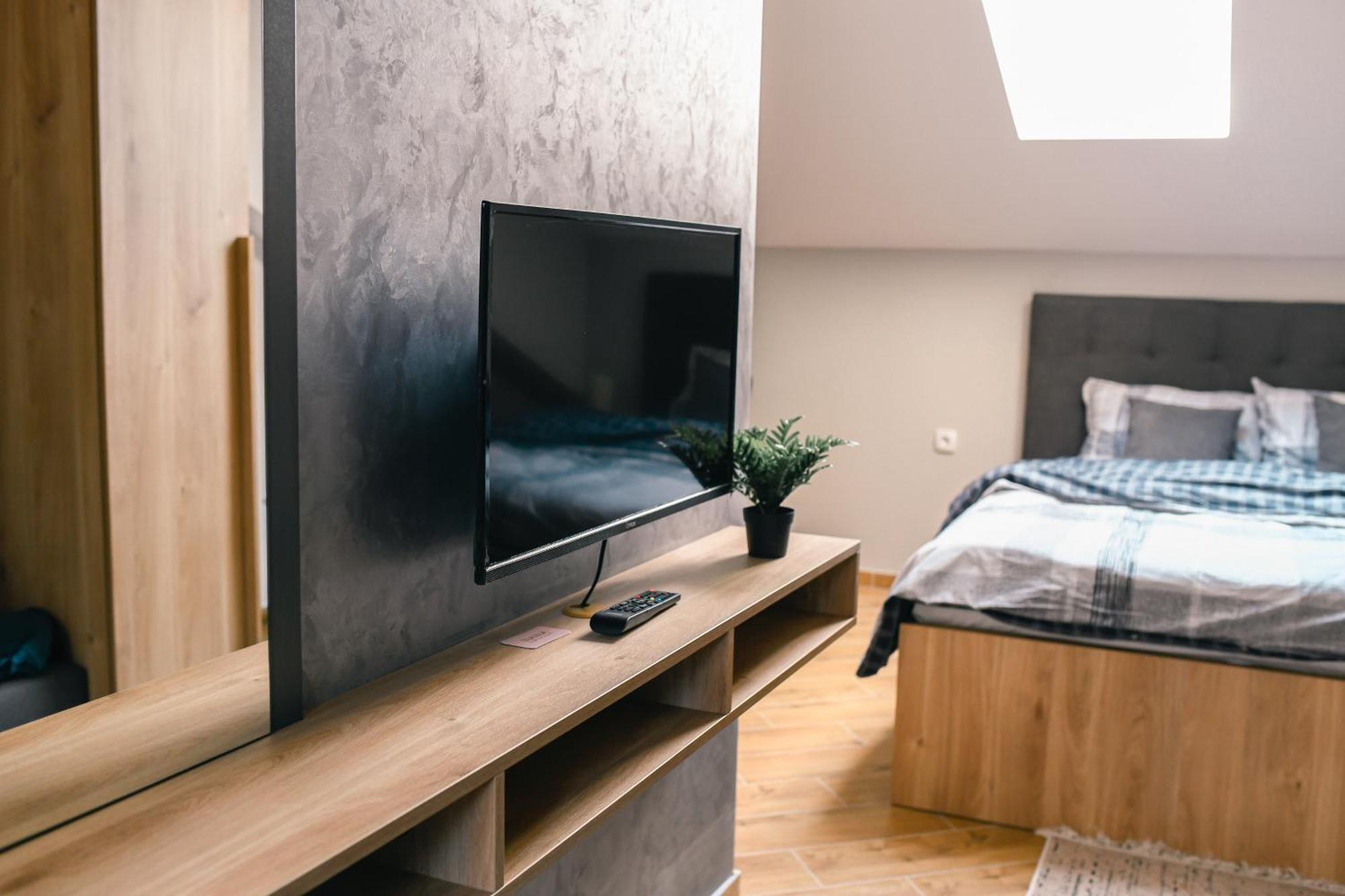 Brent Collection - Apartments In City Center Novi Sad Esterno foto